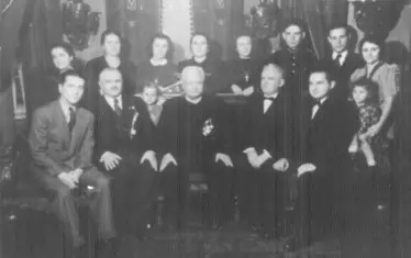   Семейството на Аврам Чальовски преди 1943 г.