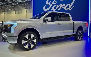 Ford F-150 Lightning 