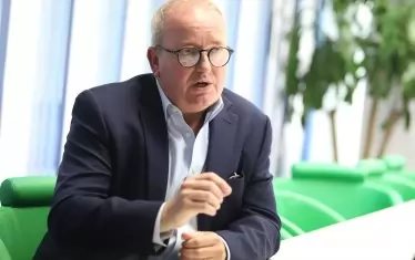  Марк Причард, зам.-председател на консултативния съвет на Linden Energy и британски депутат