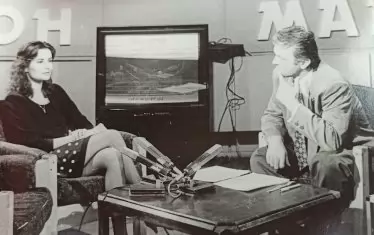  Като водещ на предаването "Маратон" по БНТ.