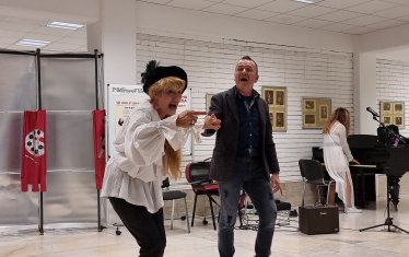 С актьора Симеон Владов
