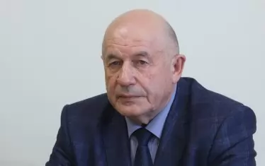 Иван Иванов