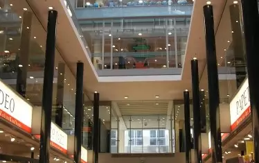 Dussmann das KulturKaufhaus в Берлин.
