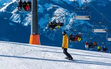 Без реклами и с разредени ски лифтове - Европа се готви за зимата