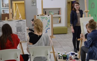 Кабинетът по рисуване може да изглежда и така - отново 51-во СУ.