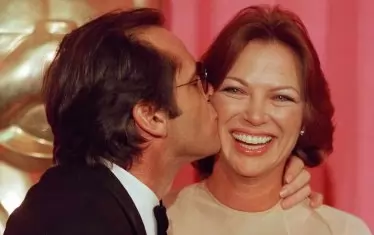  Флечър и Джак Никълсън се радват на току-що получените награди "Оскар".