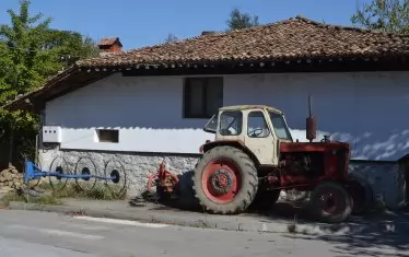 Златарица е земеделски район, което личи из улиците.