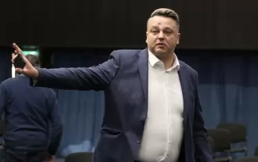 Специалистът по спортно право Георги Градев ще представлява другия родител, който внася иск срещу наредбата на БФВ - Виден Нацев.