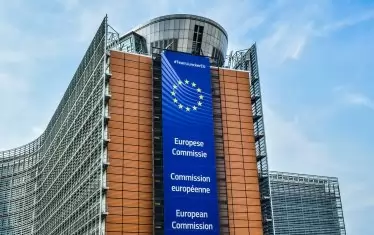 Полша губи милиарди от ЕС заради съдебната си реформа
