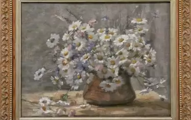  Елисавета Консулова-Вазова (1881–1965) „Маргаритки“, 1920 маслени бои върху платно, 49 х 60 см Частно притежание