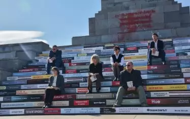  Писателите, взели участие в "Четем за свободата" -  Георги Господинов, Здравка Евтимова, Теодора Димова, Георги Бърдаров, проф. Амелия Личева, Светлозар Желев.