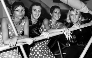  Групата в началото - Франко е все още само със зачатък на мустак.