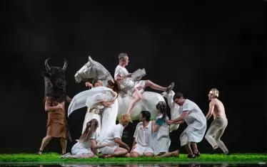 Деян Донков-Креон сред гражданите на Тива