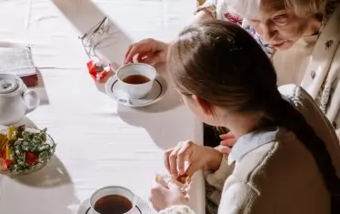 Кога за последно изслушахте търпеливо баба си?