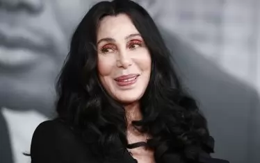  Шер иска да има цяла стая за своите перуки.