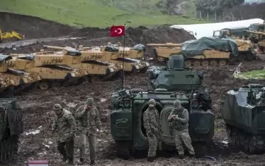 Турски войници се готвят за поредната офанзива в Сирия.