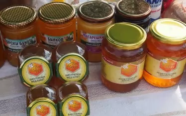 Държавата ще се бори с пчелния мед менте чрез нови етикети
