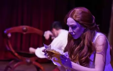  Рада Кайрякова като Виола