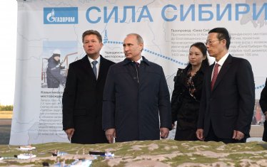 Колкото и да им се иска на шефа на "Газпром" Алексей Милер и на руския президент Владимир Путин, Китай не може да компенсира загубения европейски пазар