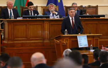 Пенсиите не са торта, за да се раздават за рожден ден