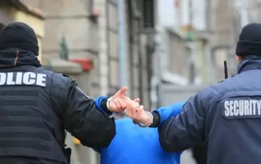  Задържане на разследващ полицай във Варна