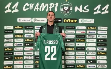 Аржентинският защитник Франко Русо позира с екипа на "Лудогорец", след като замени Ла Лига с българското първенство.