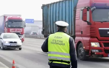 Въвежда се двугодишен изпитателен срок за всички млади шофьори