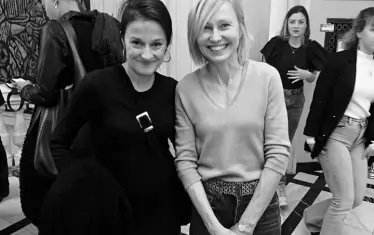  Ингеборга Дапкунайте с бългаската актриса Лиляна Шомова в Народния театър.