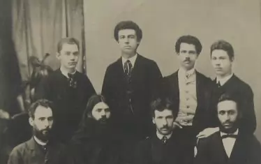 Младият Мирков (най-вдясно, прав) сред български студенти в Киев през 1866 г.