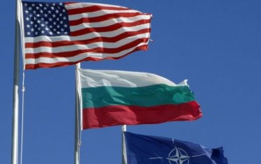 И САЩ опровергават Радев и дават милиони на Чехия след помощ за Украйна