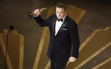 Брендън Фрейзър се завърна със забележителна роля след тежък житейски период и дълго отсъствие от екрана.