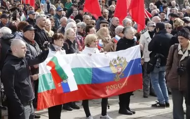 Шествието "Безсмъртен полк" се проведе напук на забраната на Фандъкова