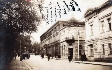  Театралните миниатюри са по книги на Виктор Топалов за някогашната артистична столица.