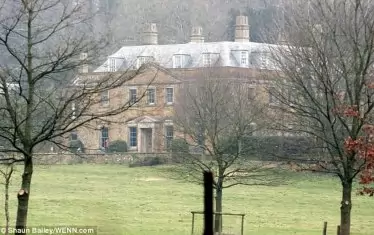  Имението на звездата в Съмърсет, Англия.