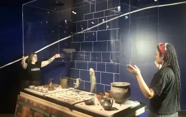  Три български музея предоставят артефакти за изложбата.