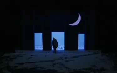 Сцена от спектакъла.