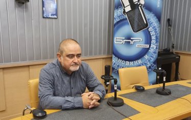 Шефът на пътната камара Стефан Чайков обясни, че каквато ни е държавата, такъв е и строителният бранш.