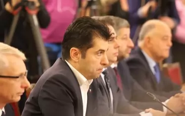 Водачите на ПП Кирил Петков и Асен Василев заговориха за обща управленска програма.