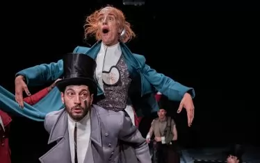 Радина Кърджилова и Кире Гьоревски: Акакий Акакиевич има нов шинел!