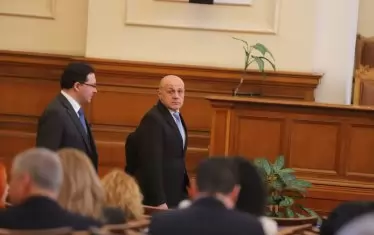 Кирил Петков обеща ПП-ДБ да бъде "конструктивна" спрямо евентуално правителство с мандата на ГЕРБ-СДС.