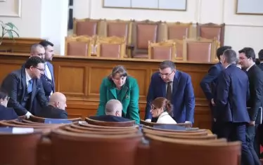 Герберите обсъждаха безплодно ситуацията.