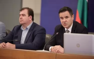  Министрите Явор Гечев и Никола Стоянов признават, че забраната на украинския внос може да даде нов импулс на инфлацията. 