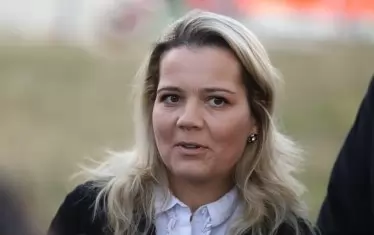 Моника Димитрова-Бийчър