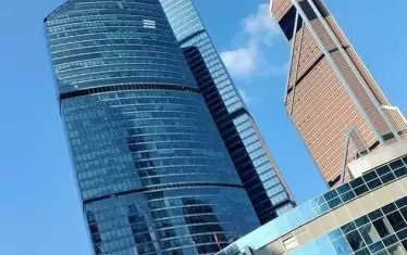 Централата на банката се намира във VTB Tower в Москва
