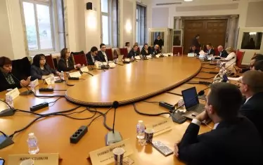 Повече от месец парламентарните комисии са без шефове
