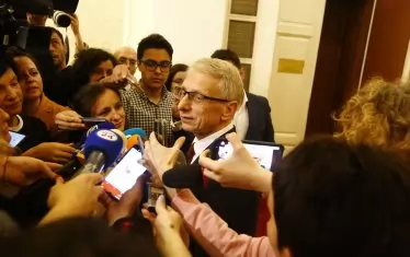 След среща с ГЕРБ ПП-ДБ пренарежда кабинета