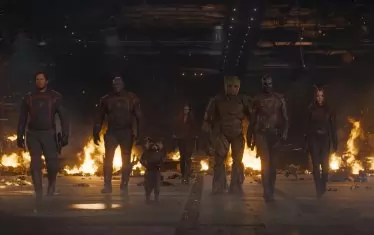 Пазителите в пълен състав. 