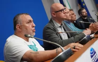  Представитеите на синдикатите заявиха, че има готовност за протестни действия още преди октомври.