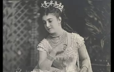 Оперната дива Аделина Пати - една от първите.