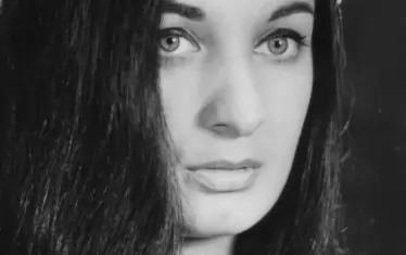 Певицата в разцвета на кариерата си.